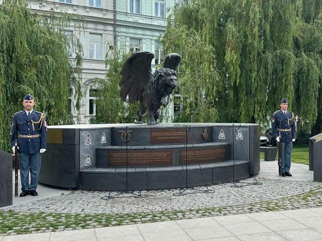 Rekonstrukce památníku RAF