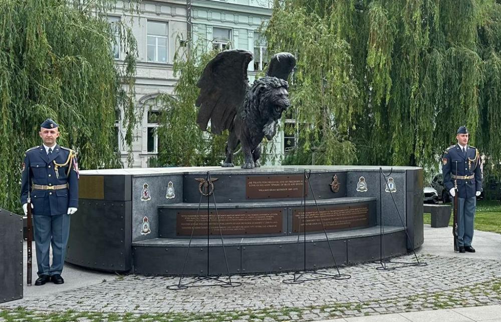 RAF Memorial Reconstruction